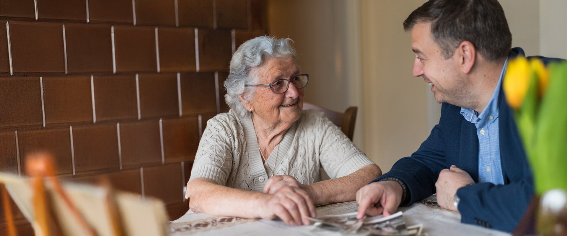 woman-discussing-senior-living senior woman discusses senior living options